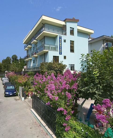 Hotel Barbiani ريميني المظهر الخارجي الصورة