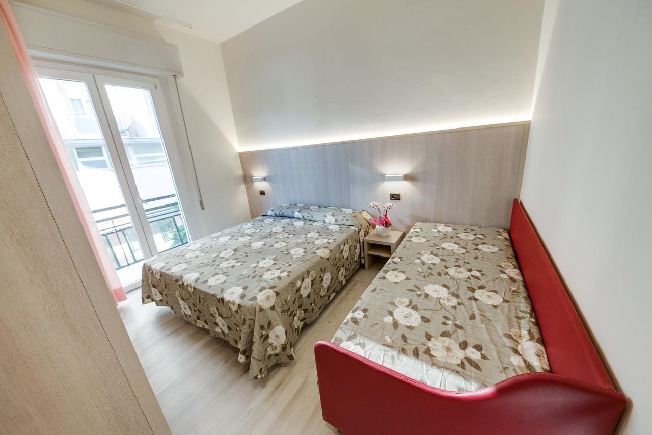 Hotel Barbiani ريميني المظهر الخارجي الصورة